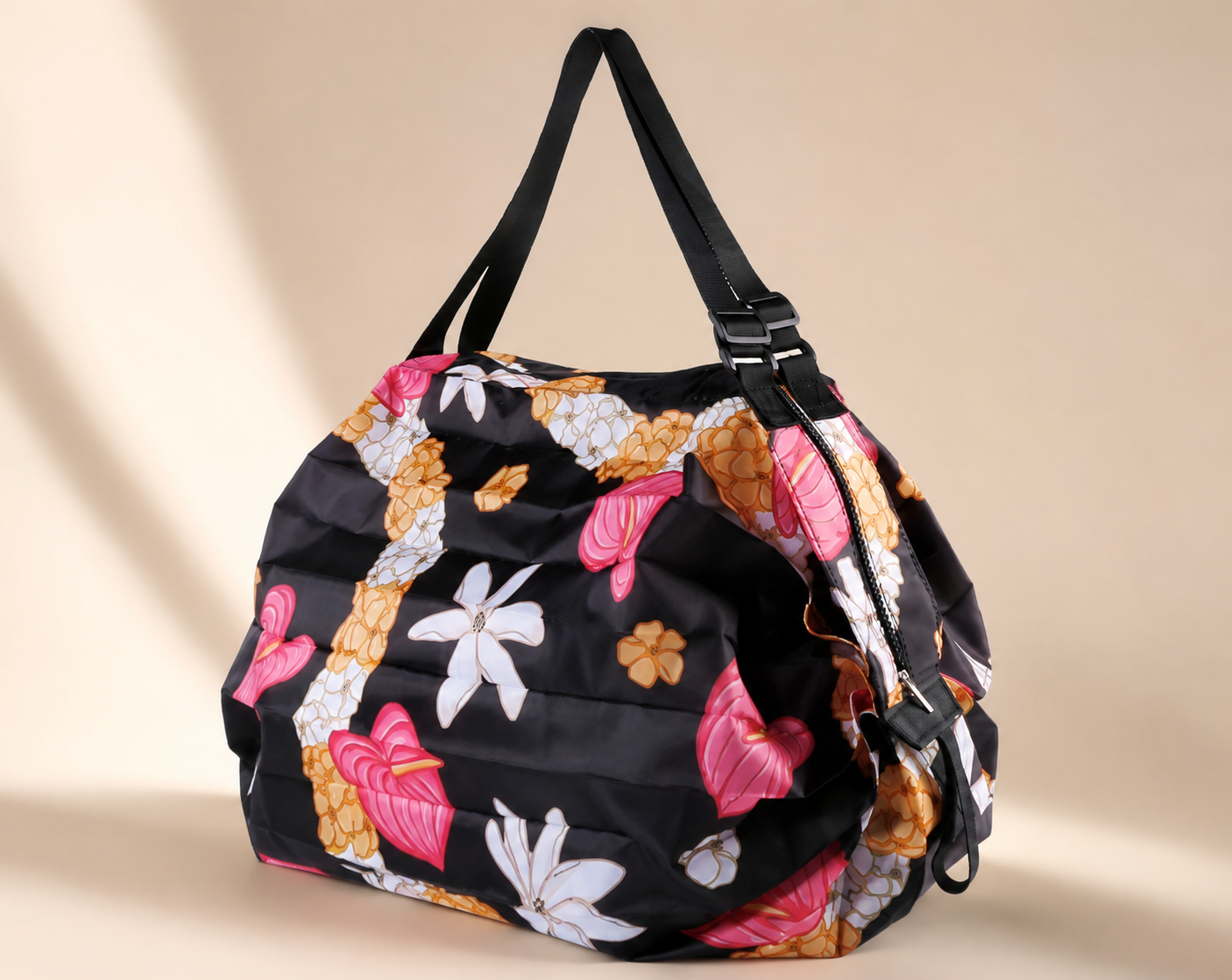 Hawaiian Floral Foldable Duffle Bag – Pikake Black Print